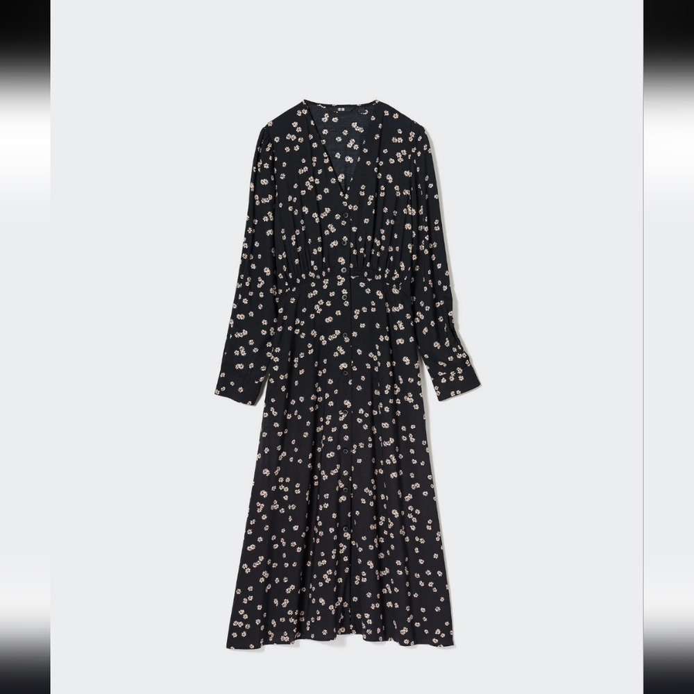 Uniqlo V Neck Printed Long Sleeve Flare Dress